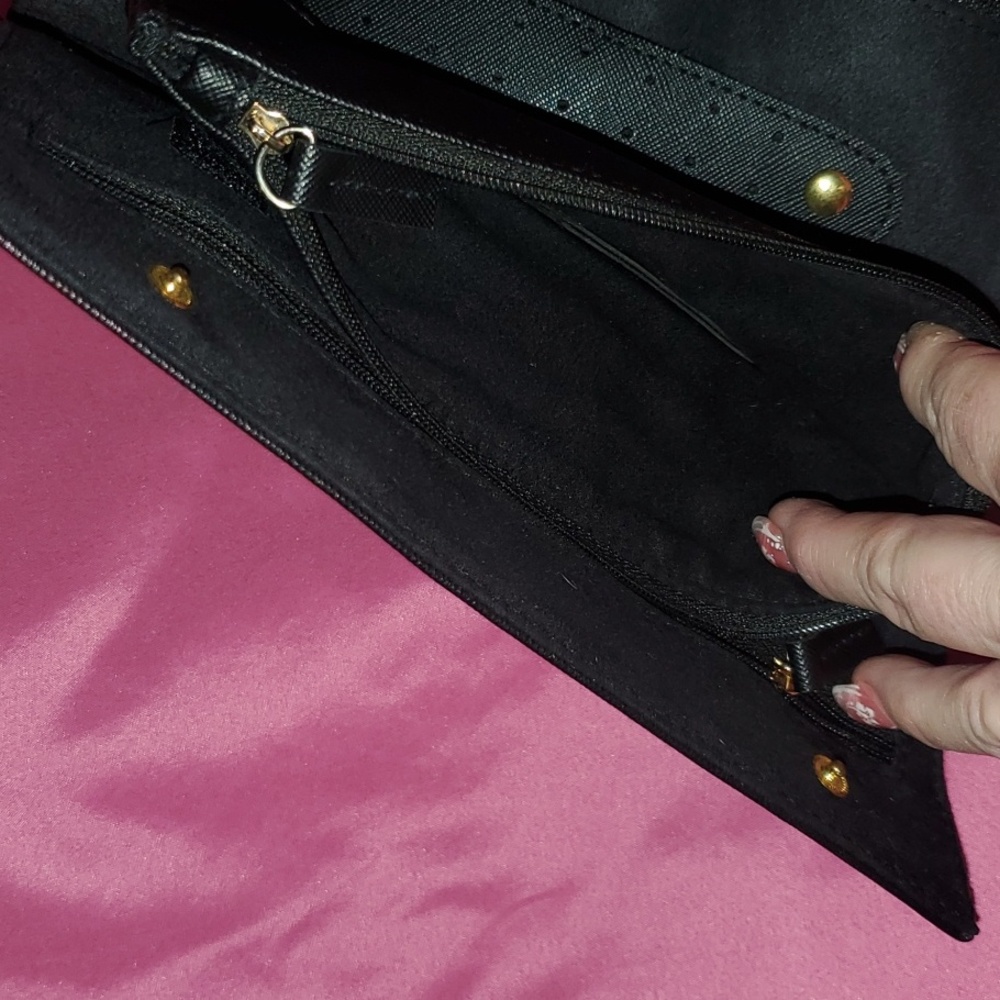 BNWOT:  MICHAEL KORS ORGANIZER - Picture 7 of 10